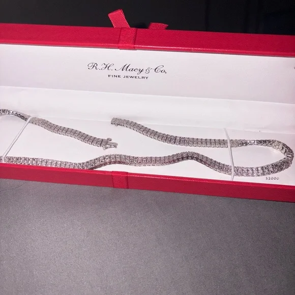 R.H. Macy & Co. Silver necklace